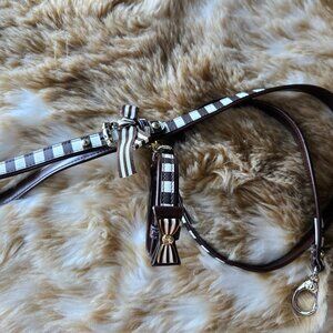 NEW Henri Bendel Dog Leash & Bow Collar Set